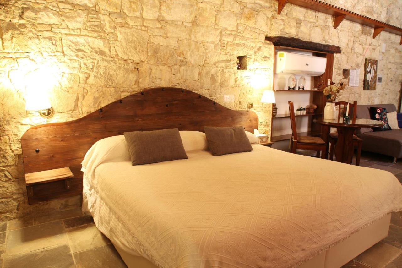 Agrovino Lofou Hotel Buitenkant foto
