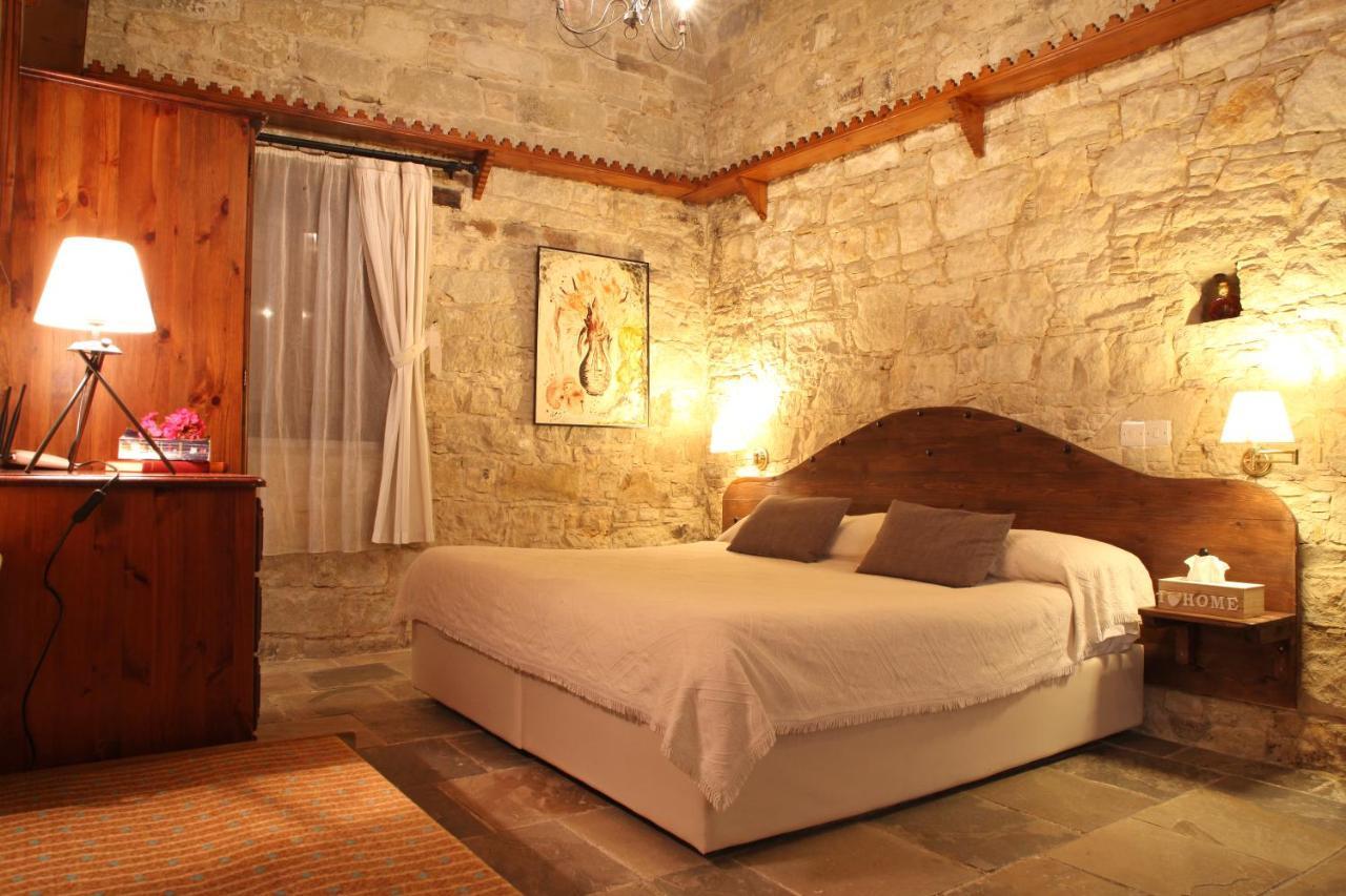 Agrovino Lofou Hotel Buitenkant foto